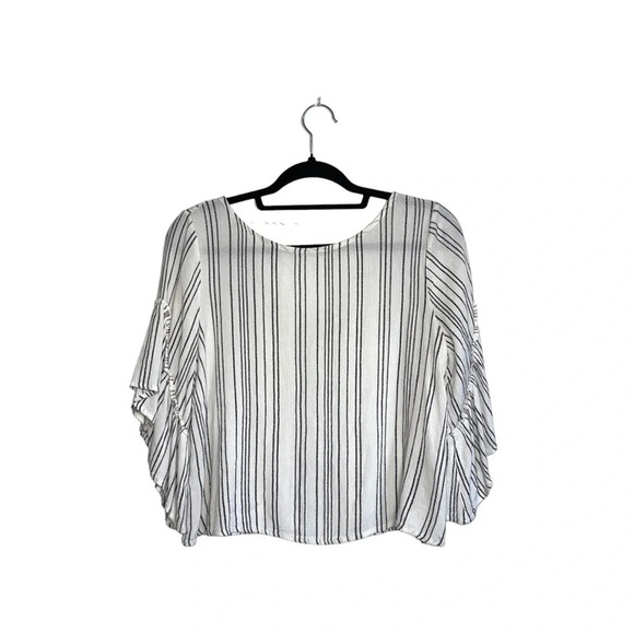Altar’d State White & Black Striped Bell Sleeve Open Back Top Medium Women’s - Picture 12 of 12